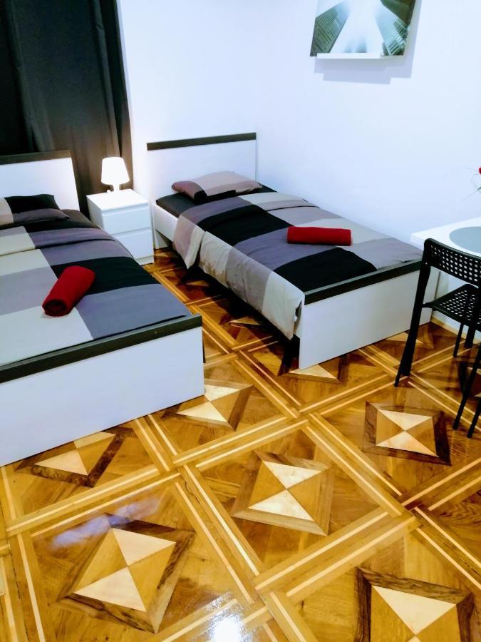 Zpula Center Studio Apartments Exterior foto